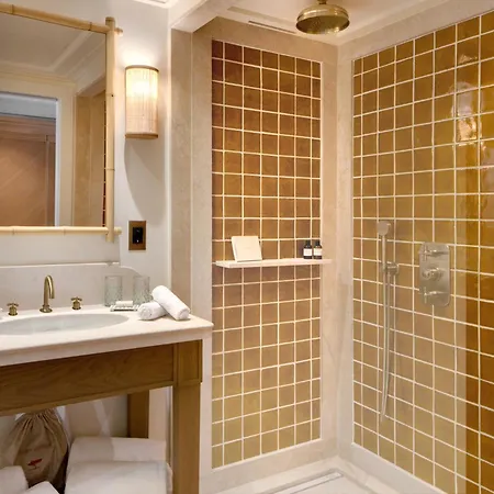 Lou Pinet Hotel 5*