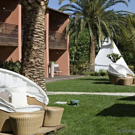 Hotel Lou Pinet 5*
