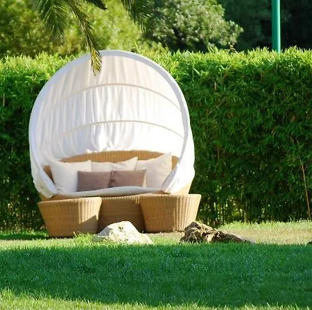 Hotel Lou Pinet 5*