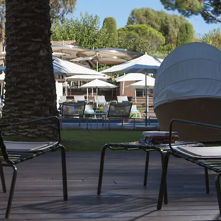 Hotel Lou Pinet 5*