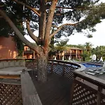 Lou Pinet Hotel 5*