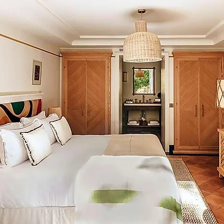 Hotel Lou Pinet 5*